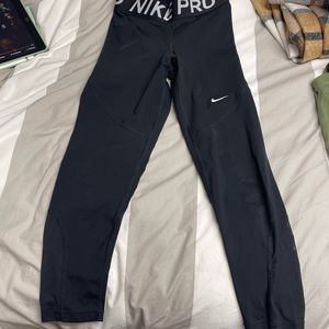 Nike pro leggings